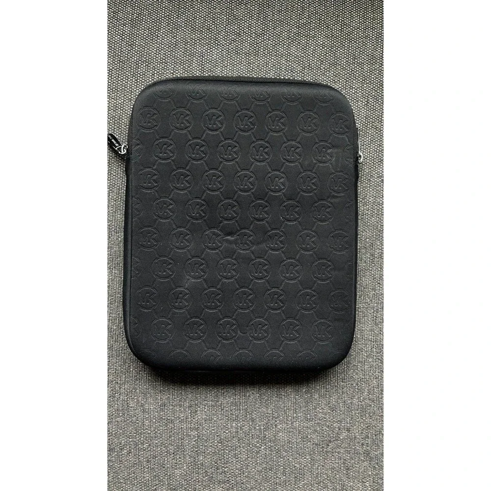 Michael Kors sleeve ipad or tablet